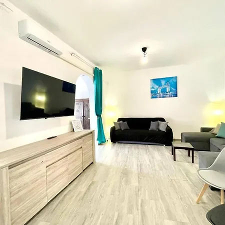 Bonora Suites4 Deluxe Centro * Tortolì